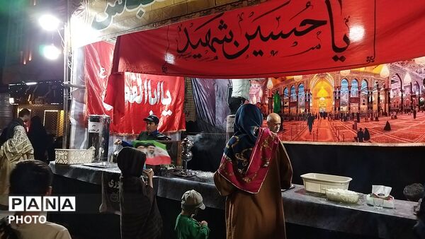 گذری بر فعالیت موکب خیمه العباس  در شصت و هفتمین شب از اجتماعات مردمی نیشابور