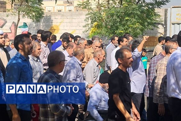همبستگی مردم ولایتمدار نسیم‌شهر در راهپیمایی علیه رژیم صهیونیستی