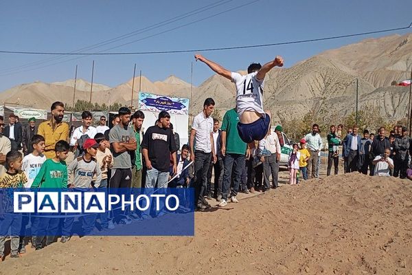 جشنواره بازی های بومی محلی در شهر بار نیشابور