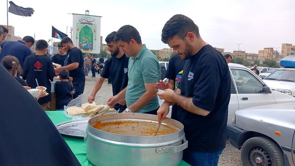 پیاده‌رویی جاماندگان اربعین در محمدشهرکرج 