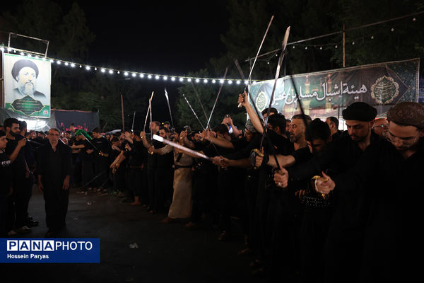 عزاداری شب عاشورا در محله دولت آباد تهران