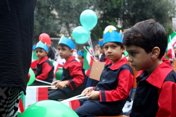 برگزاری جشن غنچه‌ها در ساری 