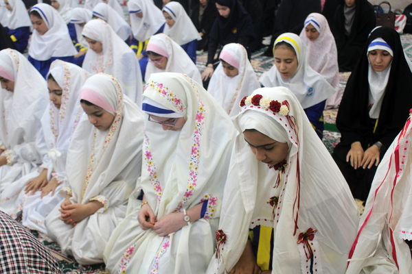 زنگ نماز در دبستان امید انقلاب ( شاهد ) بوشهر