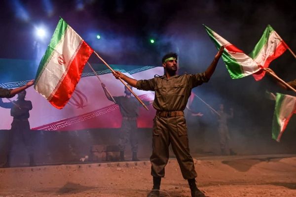 نمایش بزرگ بومی میدانی «سرزمین خورشید» در خراسان شمالی 