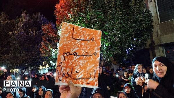 اجتماعات شبانه مردم اینبار با شام غریبان شهدای دشت کربلا رقم خورد 