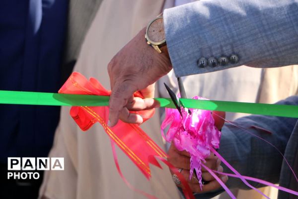 افتتاح زمین چمن دبیرستان شهید علی نکویی شهرستان فهرج