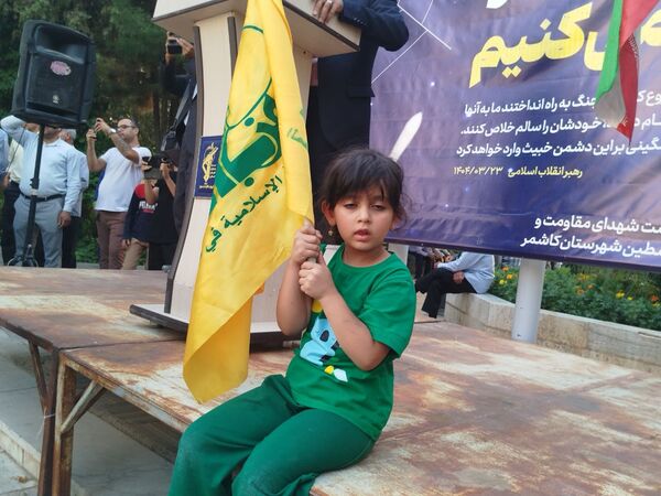 ملت ایران سکوت نخواهد کرد
