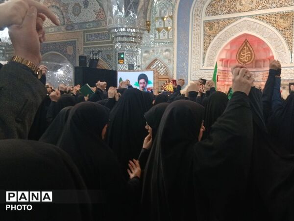اجتماع بیعت بانوان با رهبر انقلاب اسلامی  در حرم مطهر رضوی