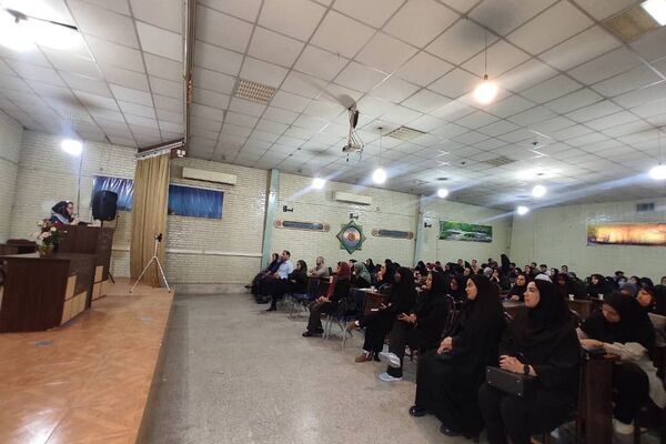 برگزاری دوره آموزشی «آموزش خودمراقبتی به دانش‌آموزان و تشریح قانون حمایت از اطفال و نوجوانان»  در ری یک