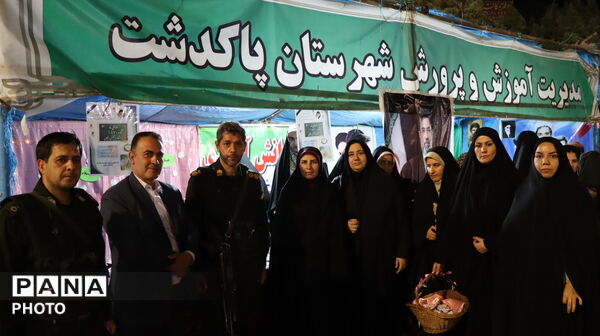 حضور پرشور دانش‌آموزان دبیرستان شهدای مظفر در نود و نهمین موج اجتماع مردمی پاکدشت