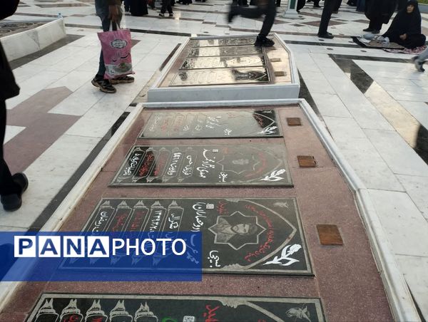 روزهای چراغ برات‌‌‌ در آرامگاه شهید مدرس کاشمر