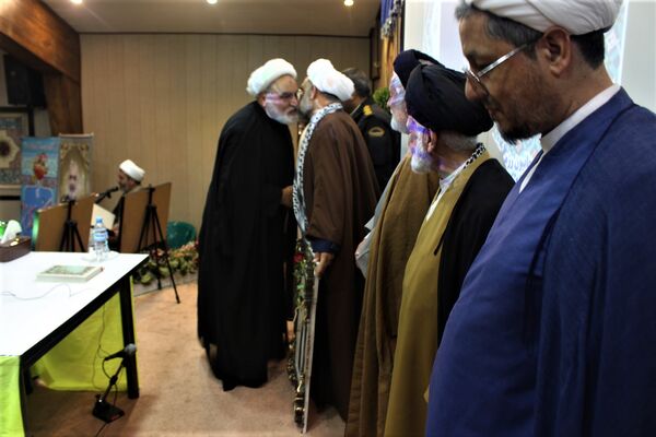تجلیل از خادمان و فرهنگ‌یاران نماز در قم