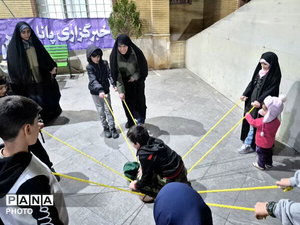 برپایی غرفه فرهنگی سازمان دانش‌آموزی در میدان المپیک