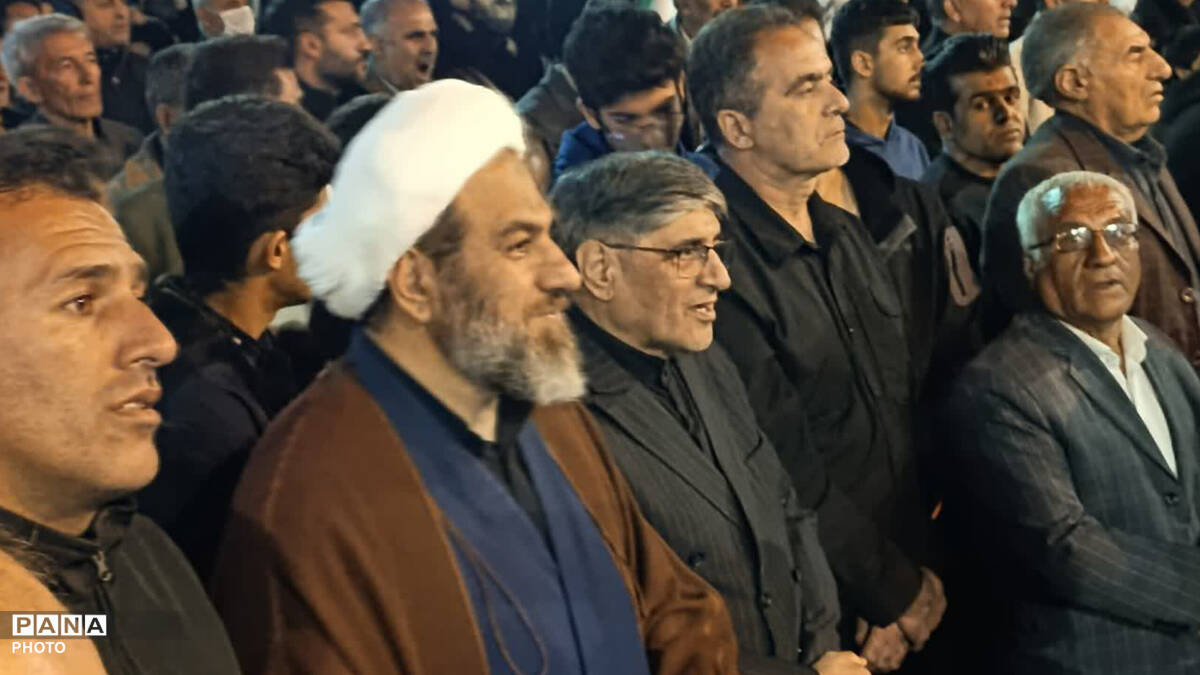 مردم کوهدشت با وحدت و همدلی، شب ۳۵ را برگزار کردند