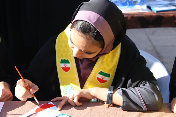 راهپیمایی ۱۳ آبان روز غلبه بر استکبار جهانی دانش‌آموزان شهر یزد