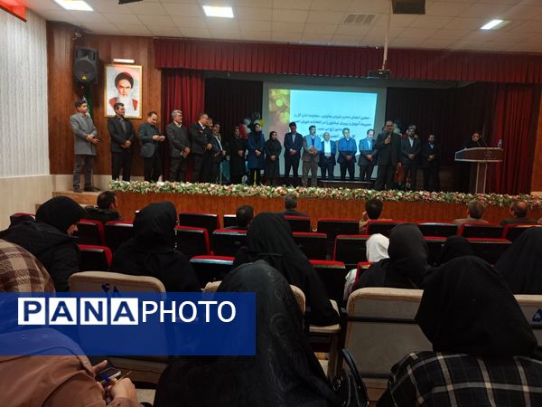 انتخابات شورای انجمن اولیا و مربیان  در نیشابور 