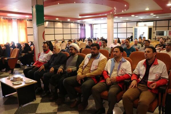 آئین اعزام تیم های درمان اضطراری جمعیت هلال احمر خراسان شمالی به کشور عراق