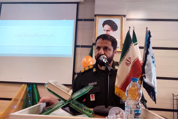 آیین تجلیل از فرهنگیان بسیجی ناحیه 2 شیراز