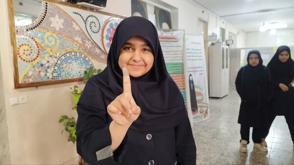 انتخابات شورای دانش آموزی دبیرستان شاهد تکتم ناحیه۳