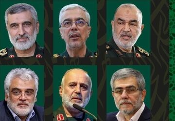دکلمه‌ خوانی دانش‌آموز خبرنگار پانا در وصف سردار شهید حسین سلامی و سردار شهید محمد باقری 