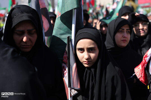 چهلمین روز شهادت رهبر شهید انقلاب اسلامی - تهران