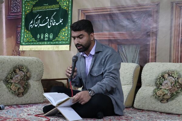 برنامه قرآنی «رواق» میزبان محفلی قرآنی