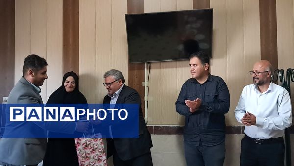 تقدیر از دانش‌آموزان خبرنگار‌ فعال خبرگزاری پانا زنجان