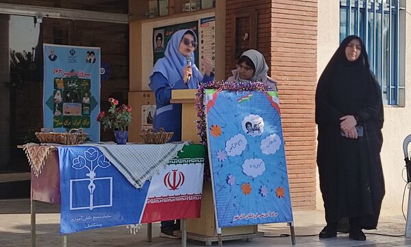 هفته بسیج دانش‌آموزی در دبیرستان فرزانگان قائمشهر