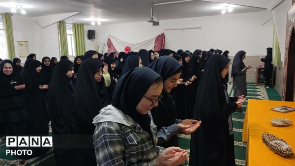 مراسم سه شنبه های مهدوی در دبیرستان متوسطه اول امام حسین علیه السلام 