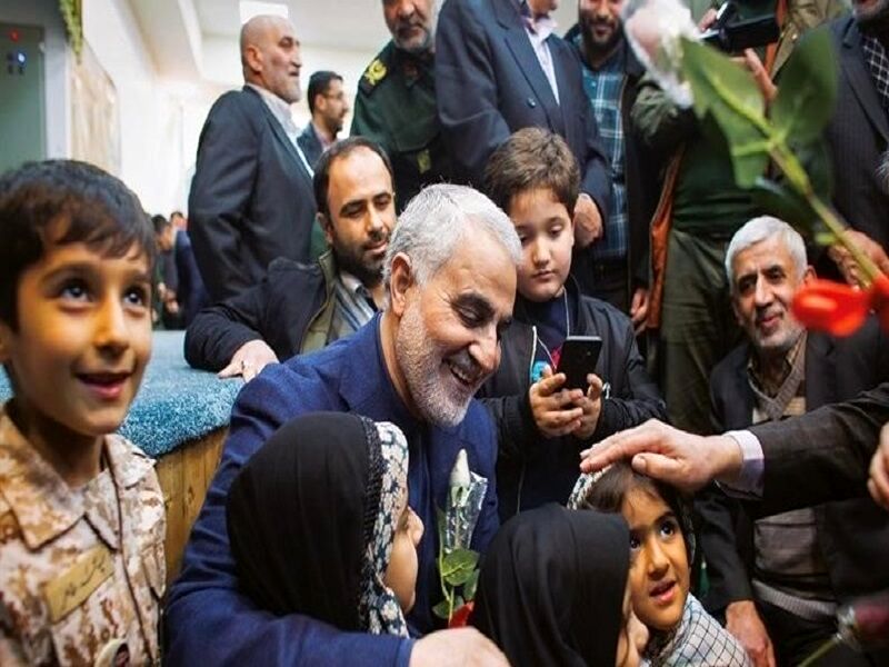 سرداری که دشمن از نامش می‌لرزید و کودکان در آغوشش آرام می‌گرفتند