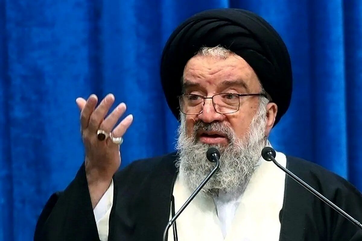 نماز جمعه تهران به امامت آیت‌الله خاتمی اقامه می‌شود