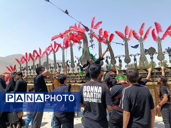 مراسم اربعین حسینی در کربلای ایران؛ باحضور پرشور زائران از سراسر کشور تا حرم مطهر حضرت سلطانعلی (ع)