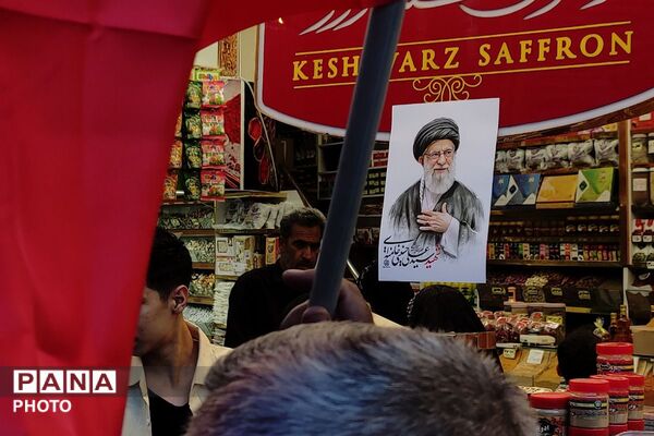  وداع با رهبر شهید در جوار بارگاه رضوی