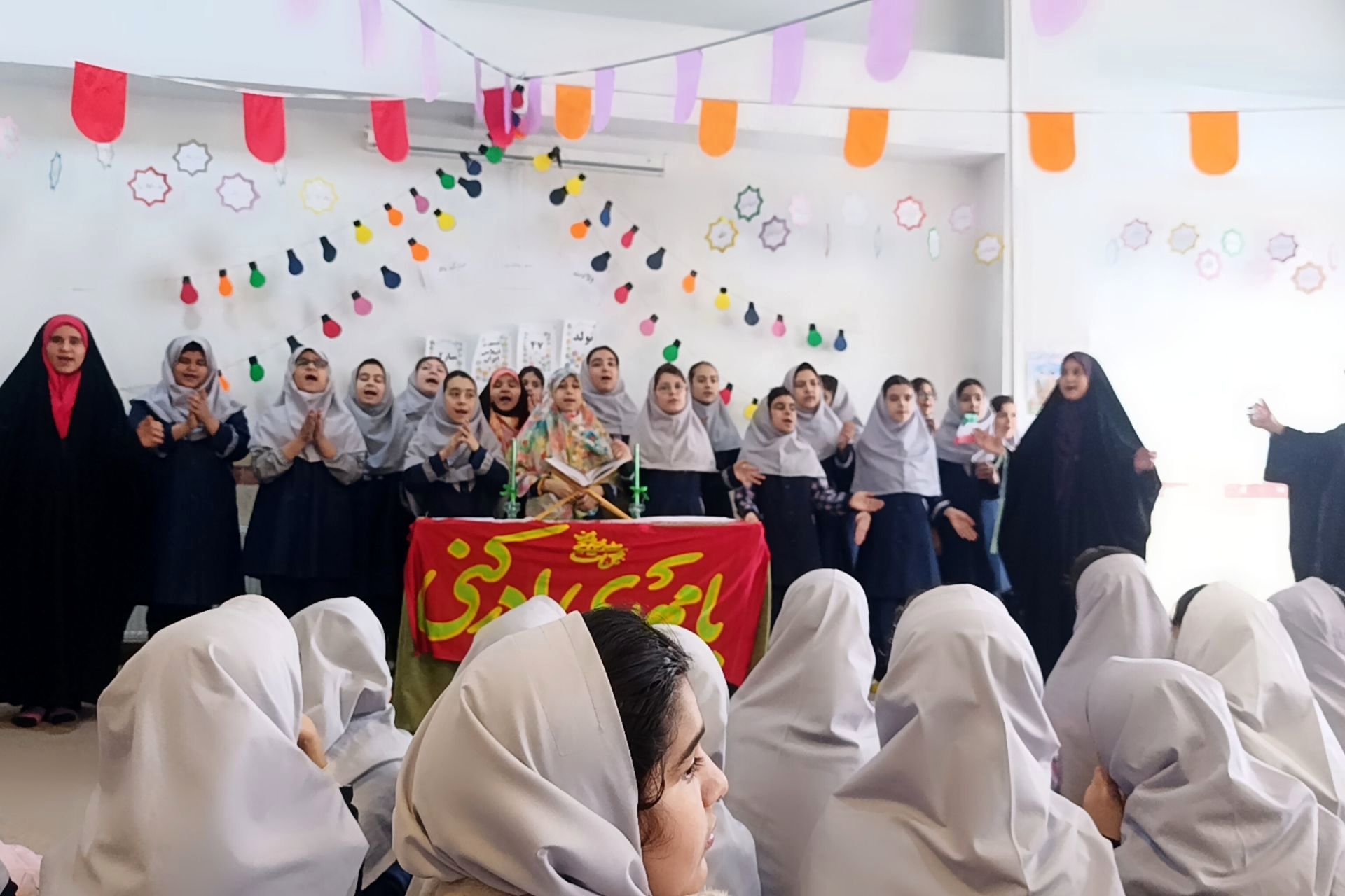 جشن نیمه شعبان در مدرسه شهید اسماعیلی عقدا پردیس 