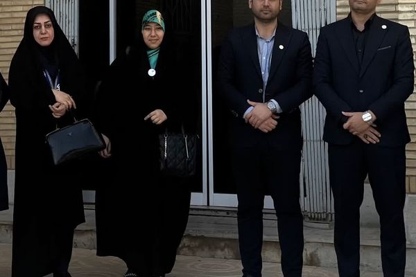 اعزام نمایندگان مجلس دانش‌آموزی بوشهر به نشست منطقه‌ای کرمان