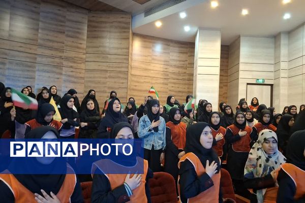 اردوی یک روزه دبیرستان امام خامنه‌ای در موسسه فرهنگی ورزشی ایثار 