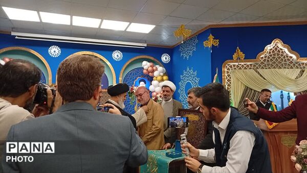آیین جشن تولد فرزندان شهدا در مسجد مقدس جمکران