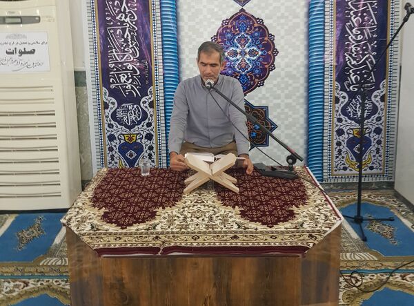 میز خدمت آموزش و پرورش در نماز جمعه