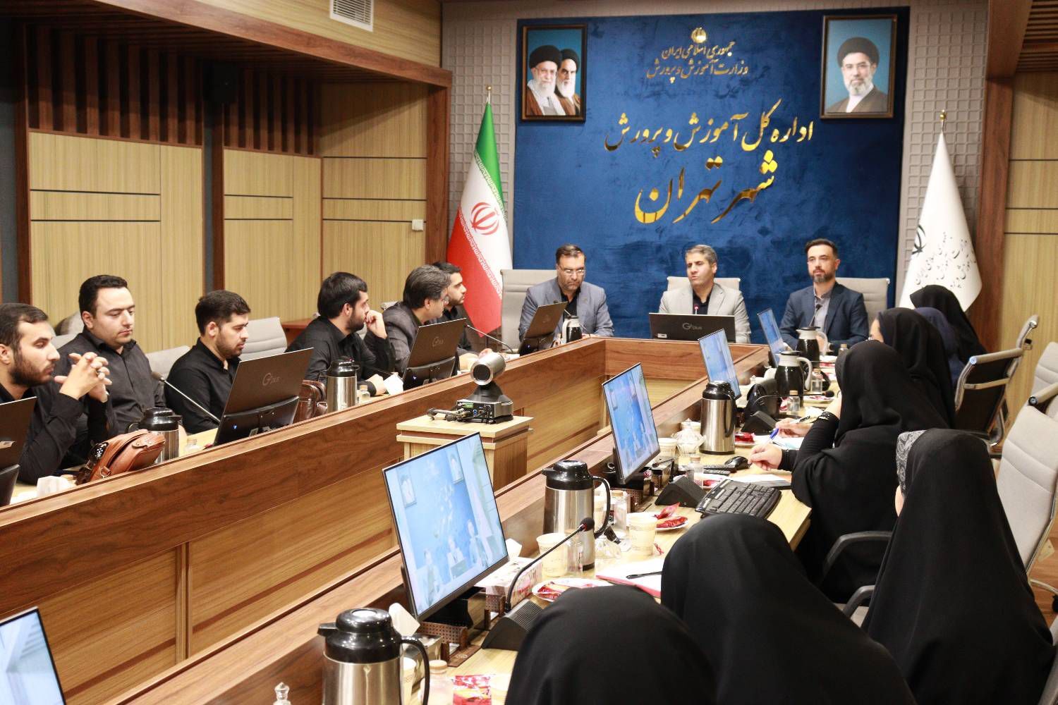  جلسه هم اندیشی مدیران روابط عمومی مناطق ۱۹ گانه تهران