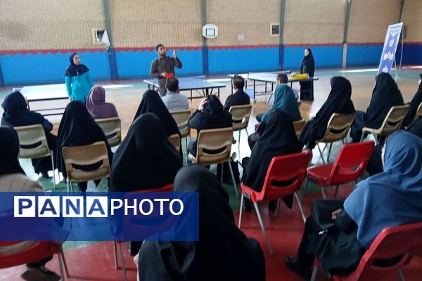 کارگاه تنیس روی میز؛ گامی برای اجرای دقیق طرح مهارت آموزی 