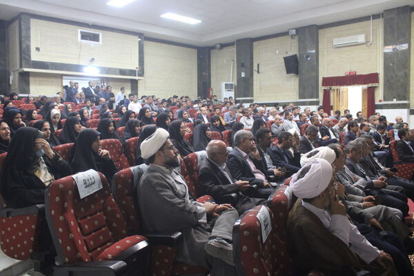 آیین تکریم و معارفه روسای قدیم و جدید دانشگاه فرهنگیان استان بوشهر