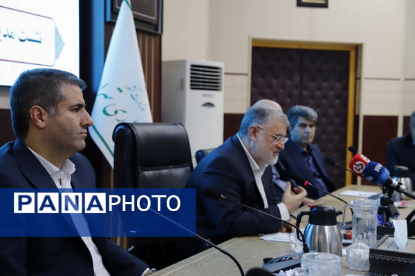 آغاز به‌کار نشست مشترک مدیران مناطق با استاندار تهران 