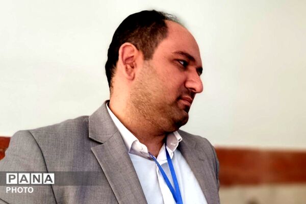 برگزاری جشنواره همیار معلم در بهارستان‌دو