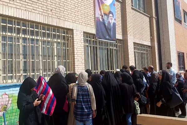 قرارگاه خدمت‌رسانی یاوران جهادگر در بهارستان‌دو