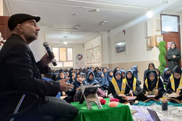 آخرین روز ماه رمضان در مدرسه