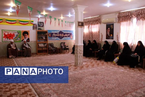 دیدار اقشار مختلف مردم با امام جمعه قاضی به مناسبت ۱۲ بهمن