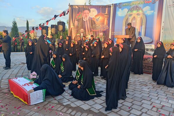 افتتاحیه یادمان شهدای گمنام بوستان ارغوان در نیشابور 
