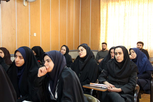 نشست تخصصی کارگاه اقدام پژوهی در ناحیه یک شهرری