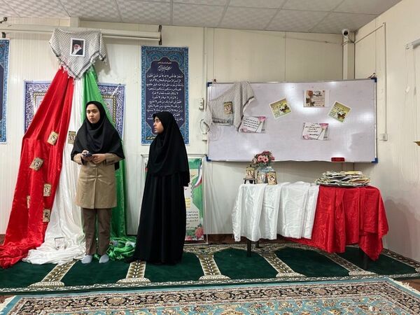 برگزاری مراسم به مناسبت جشن جوانه ها در دبیرستان شهید محمدی پور خلیل آباد 