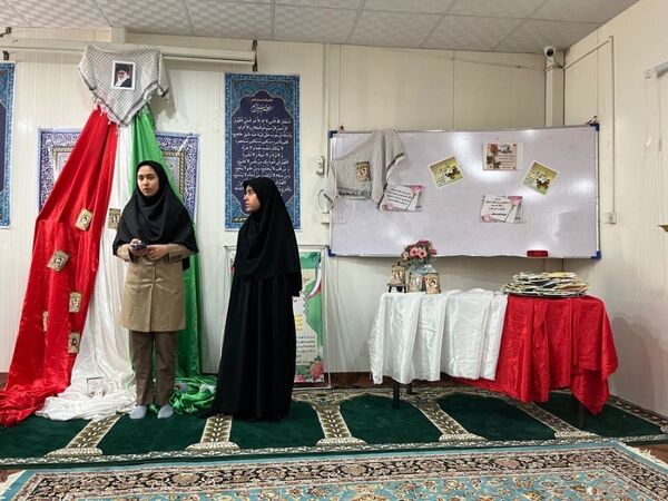 برگزاری مراسم به مناسبت جشن جوانه ها در دبیرستان شهید محمدی پور خلیل آباد 